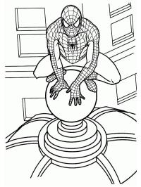Spiderman klatrer på en bygning
